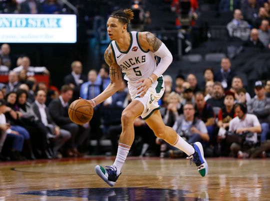 MKEBballHour's tweet photo. This just in! Bucks first-round draft pick and current role player @Lanky_Smoove joins us TONIGHT on the @MKEBballHour with Raptors @JLin7. Don't miss it, show starts at 6pm at Rare Steakhouse! https://t.co/XSQvvHdCId