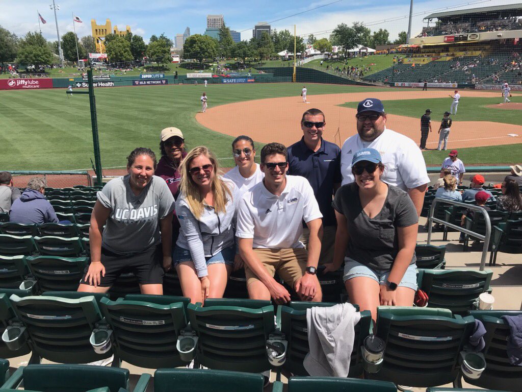 mjfenton33's tweet photo. Facility and events team outing at the @RiverCats game today! #goags #hopeourfacilitiesarestillrunning  #timcaughtaballwhileonthephone ⚾️🌭🥜🔧🔨 https://t.co/mnNfB2lWA7