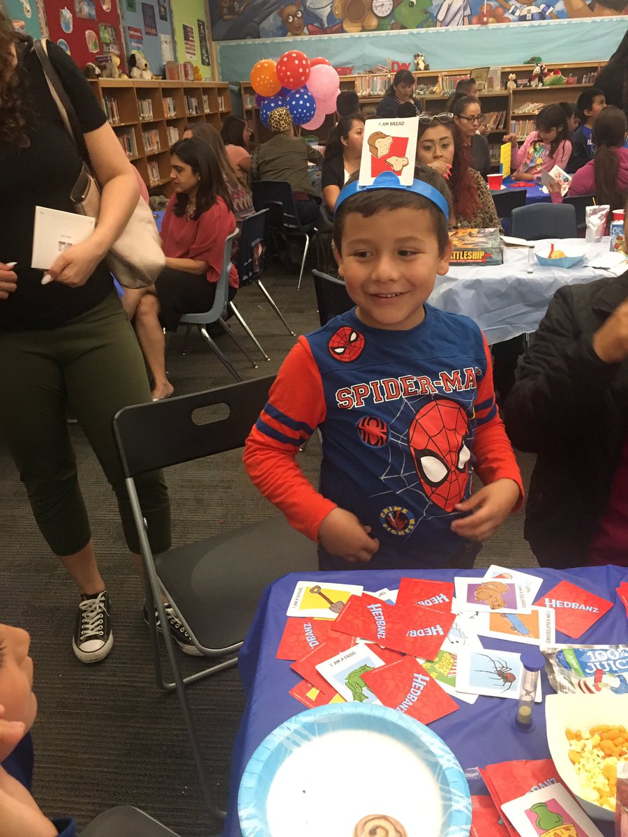 Dr_John_Albert's tweet photo. Thank you @iInspire_CA PTO for hosting an amazing Mothers &amp; Sons Game Night! Amazing turnout... #AppleDistinguishedSchool @AppleEDU @OrangeUnifiedCA https://t.co/AmFdi0t3SK