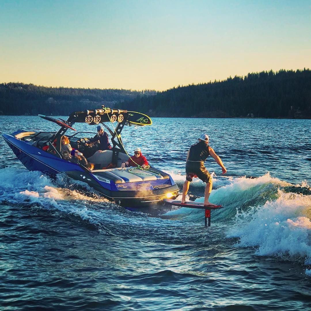 PerformanceB_MX's tweet image. Personaliza la ola y perfecciona tu mejor acrobacia en un Axis Wake A22.
#PerformanceBoats