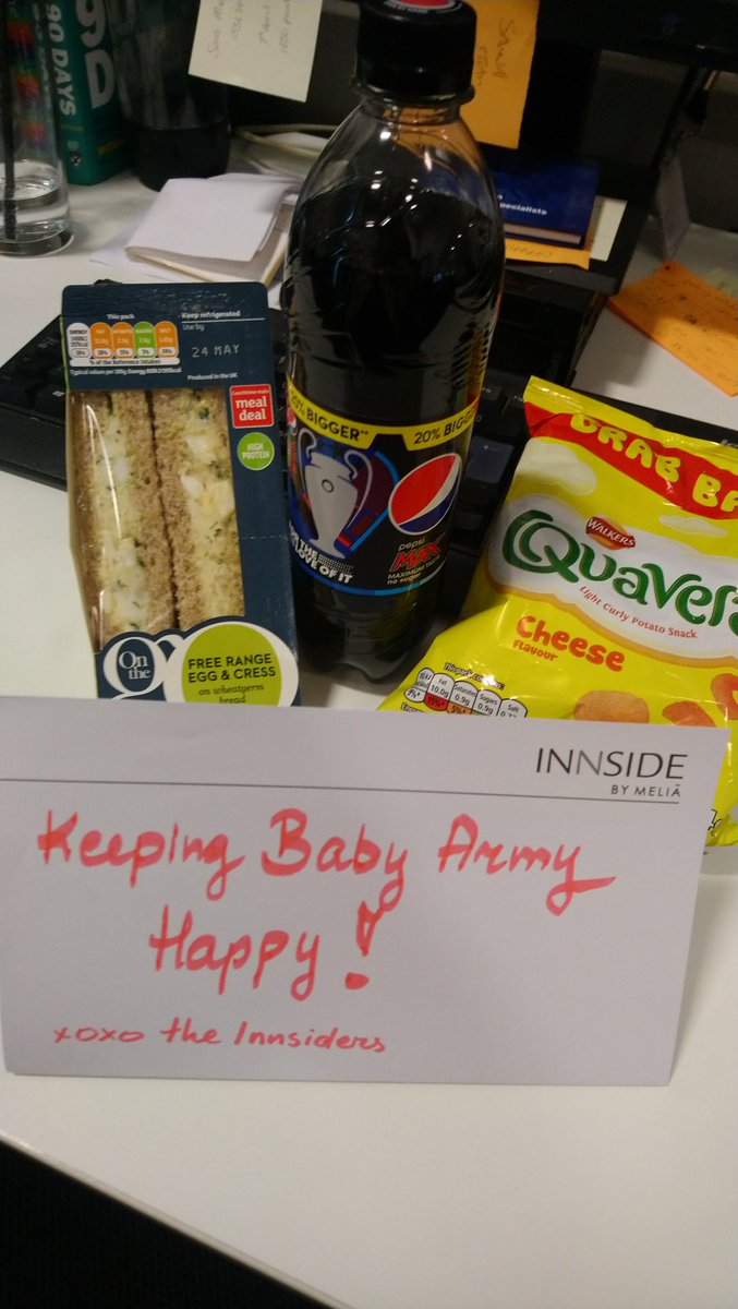 Claire_MCR's tweet photo. When you work with the best 😍 #INNSiDERS #teamfrontoffice #mumtobe 👶🏼🤰🏼🎉 https://t.co/vBk6K5hV4L