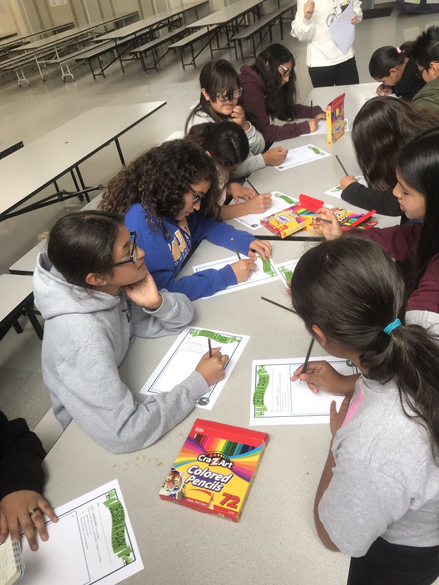 JaimeWCalderon's tweet photo. Students give their input to city representatives as to what a new park should include. It will be built next to San Vicente. @SanVi_SUSD @SoledadEdServ https://t.co/loR3z6V7lN
