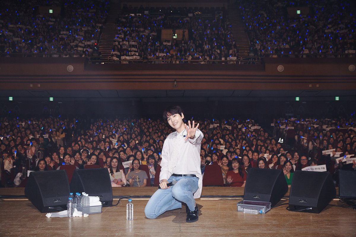 ChoGuixian's tweet photo. #fanmeeting https://t.co/z02l4XcT8m