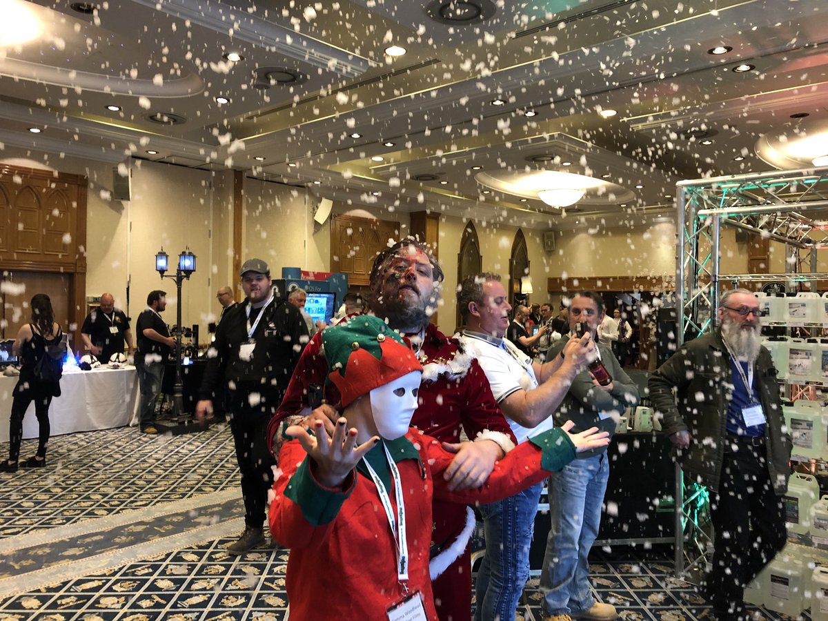 FroggysUK's tweet photo. A huge thank you to all of our Froggy’s Fog UK and @funfearclown customers who came to visit our stand @ScareConEurope this week. Thank you for your continued custom and support. https://t.co/Lz5YTLuv26