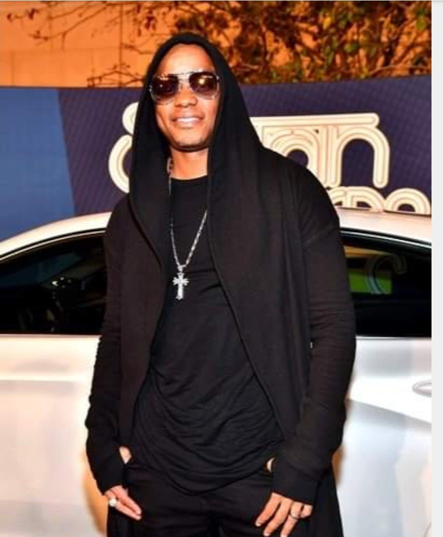 Donell Jones ...
May 22, 1973
HAPPY BIRTHDAY 