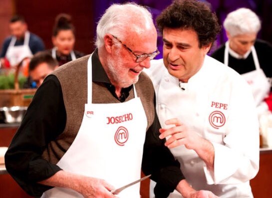 PnPracticos's tweet photo. #ViveMasterChef el mejor moment 🥇  de @MasterChef_es 7️⃣#MasterChef es el equipo que se formó entre @Pepe_elBohio y @JosechoMasterchef 👨🏻‍🍳 + 👨🏻‍🍳 https://t.co/vXIFsBQtwD
