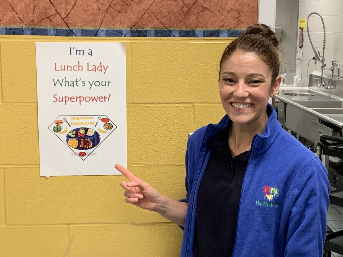 RichNye13's tweet photo. #LunchLadyNinja Amanda O’Dell competes this weekend on @ninjawarrior tapings in #Cincinnati. She is the assistant manager at the @DecaturMSHawks  cafeteria. She trains at @trainyard317. Story at 6:15 pm on #WTHR https://t.co/xNK3EORtpr