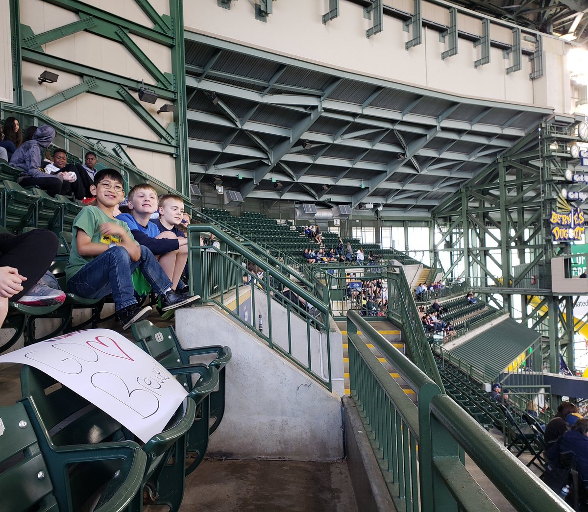 The @TosaLongfellow crew in the house today! #ThisIsMyCrew