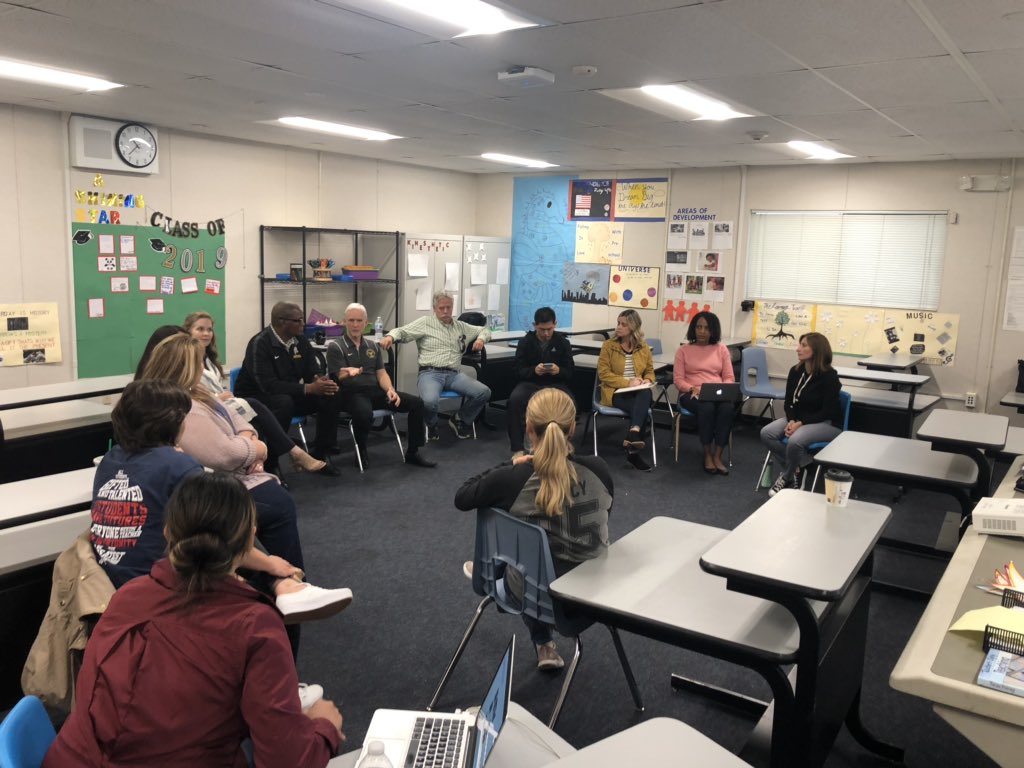glopez24_93's tweet photo. Alvarado teachers share their PBL experience with Santana High School teachers @GPerezRowland @AIS_Principal #WeAreRUSD https://t.co/nI025IRF8T