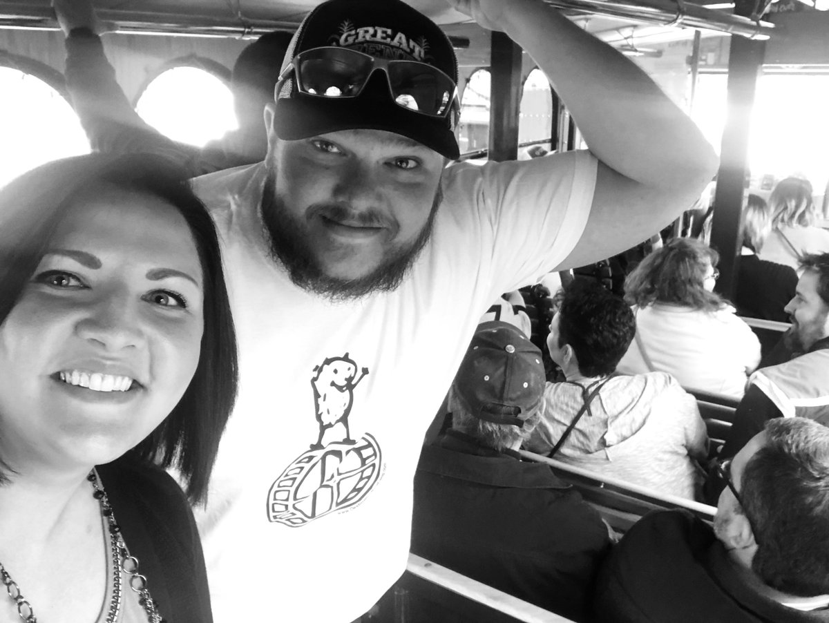 HireAMaven's tweet photo. 🍻 Josh and Rachel are out in Longmont, Colorado this week participating in Jon Schallert’s “Small Business Bootcamp” to grow our own firm, as well as gathering lots of strategic ideas for making each of our clients companies a #destinationbusiness! #networking #longmont https://t.co/FbfmAWoxCQ