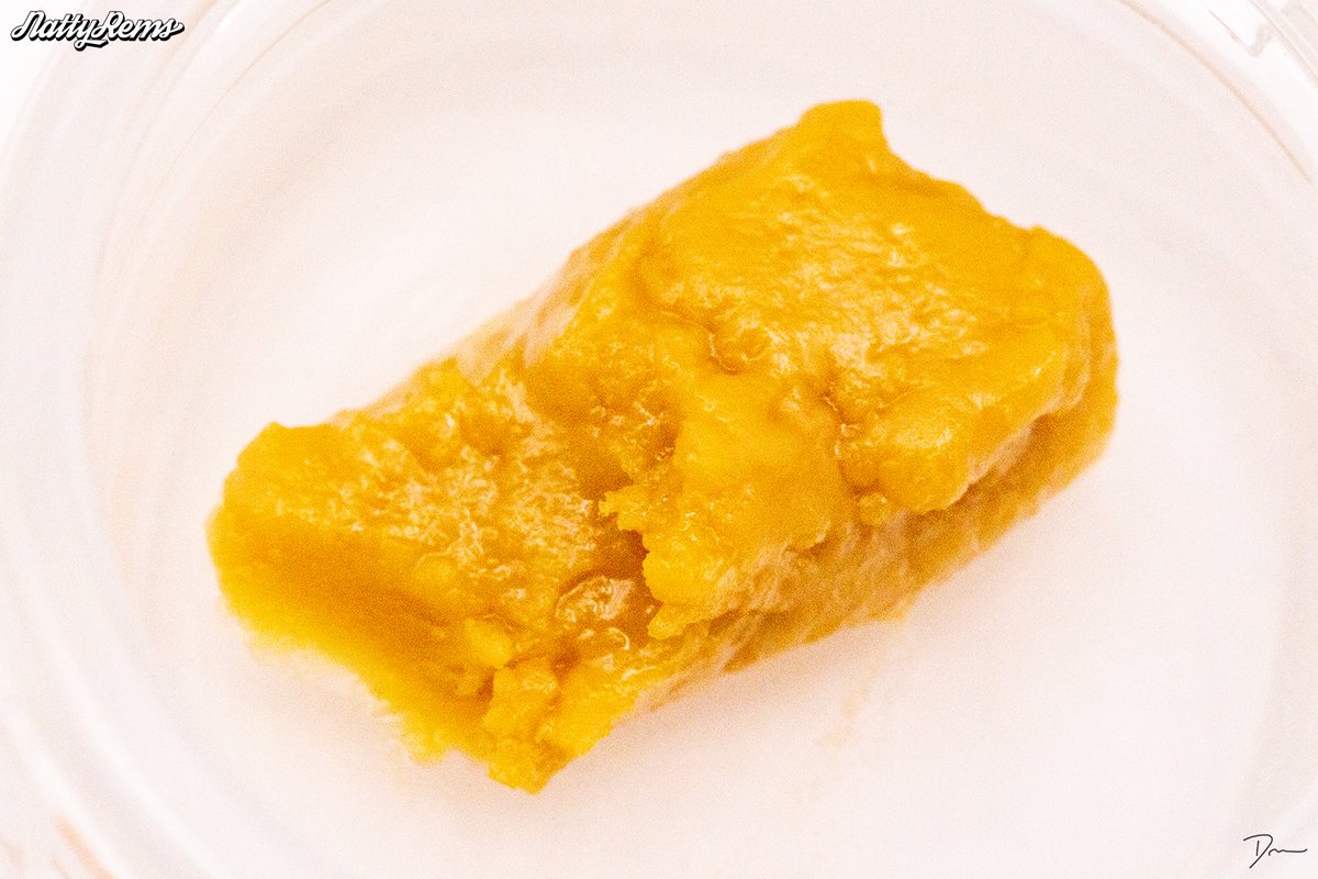 Our friends <a href="/Ajoyalife/">Ajoya</a> Louisville have Natty Rems live resin for just $35/g out the door (rec)! 🤑
