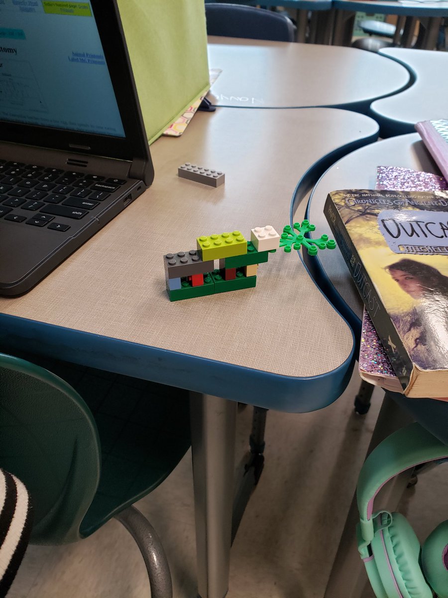 KeefersKeepers's tweet photo. While we wait for our caterpillars to hatch from their chrysalises, we are studying caterpillar and butterfly bodies and building models with legos! https://t.co/WRutXnoteC
