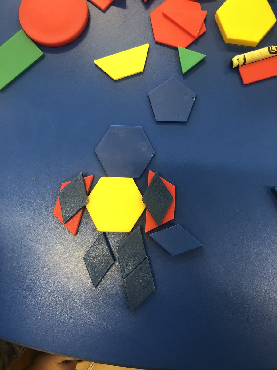 Mrs__Guzman's tweet image. We love learning about 2D plain shapes #WeeCreate
