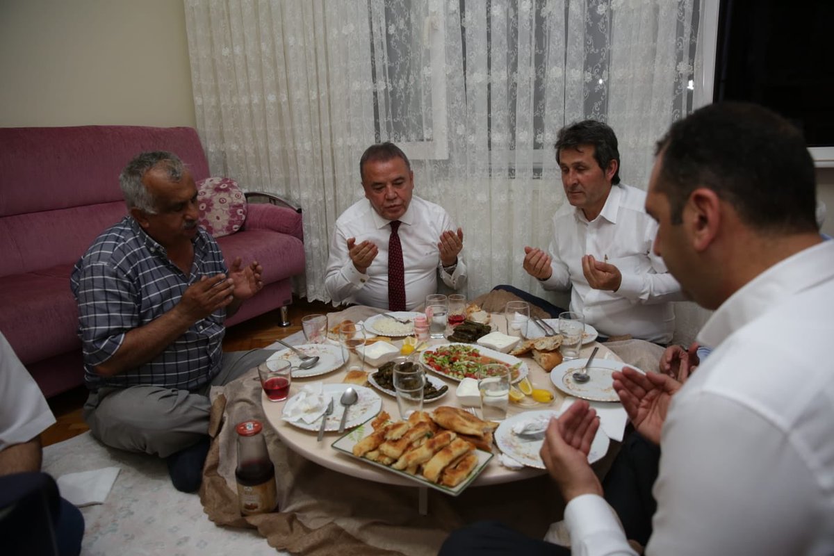 Muhittin Böcek