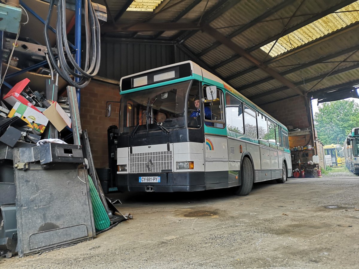 AutobusPassion's tweet photo. Hi les Followers !😎

🗨️Un WE de folie pour des travaux de folies: Ep2 ! 💬
 
➡️La Saison estivale approche à grands pas... Notre Sc10 RA RATP @RATPgroup reprend vie !

↘️Suivez avec nous sa préparation... Redémarrage, Lavage, entretien...

Atrès vite pour de news épisodes !😋 https://t.co/0XLzUpxpm9