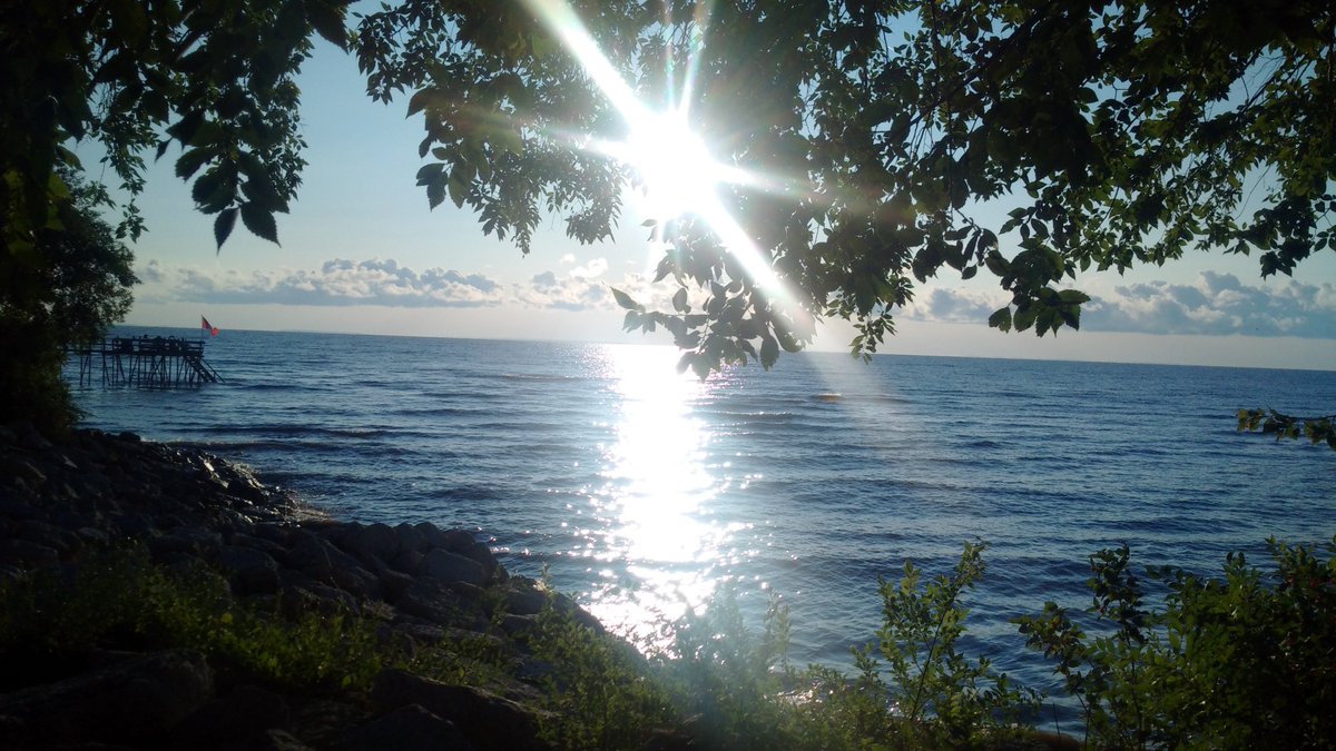 RunOnInn's tweet image. #Summer2019 has begun at #RunOnInn __ #Booking your #Vacation at #RunOnInn this #Summer2019 in their #ThreebedroomCottage is easy. #GreatVacationRates for your #SummerTimeSaga ,#RunOnInn helping towards your #VacationAccomplished for #Summer2019 _ tinyurl.com/y45kgkpf