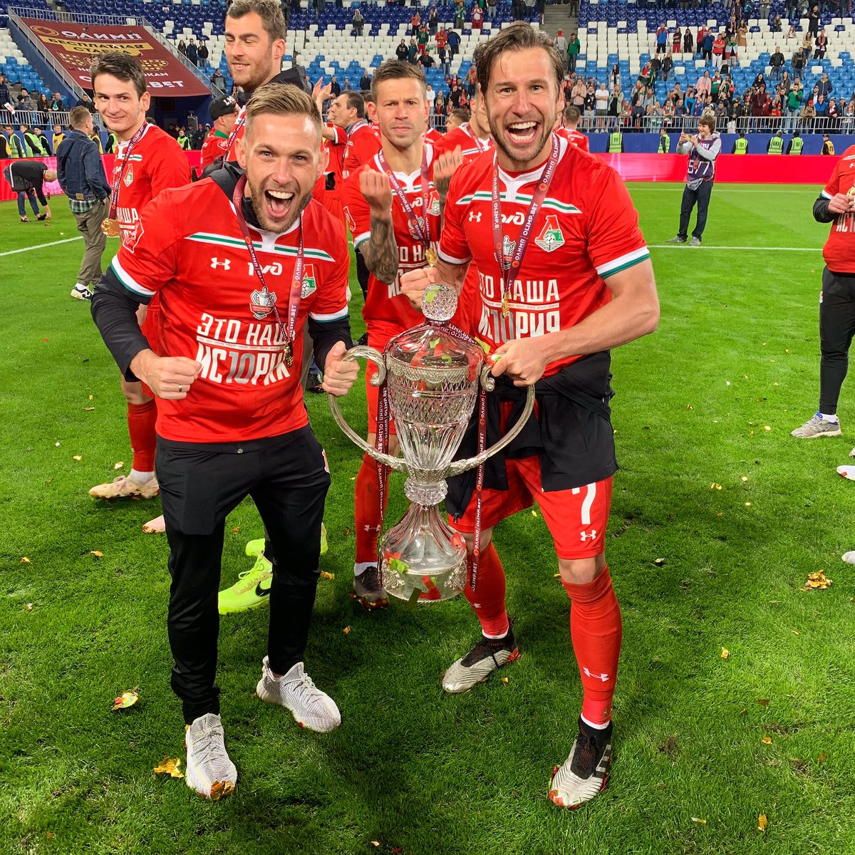 GrzegKrychowiak's tweet image. Pierwsze 🏆 w 🚂 ale nie ostatnie 🔥🔥🔥🔥🔥🔥🔥🔥
первый, но не последний
#локо #локомотив