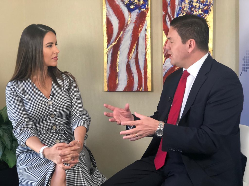 #TVVenezuela se encuentra en la Cuarta Conferencia Anual de la Seguridad para el Hemisferio, <a href="/Marianitareyes/">Mariana Reyes</a> entrevistará al diplomático colombiano Juan Carlos Pinzón y al diplomático estadounidense Otto Reich. No te pierdas #Código58 a las 9:00 pm !Solo por #TVVenezuela!