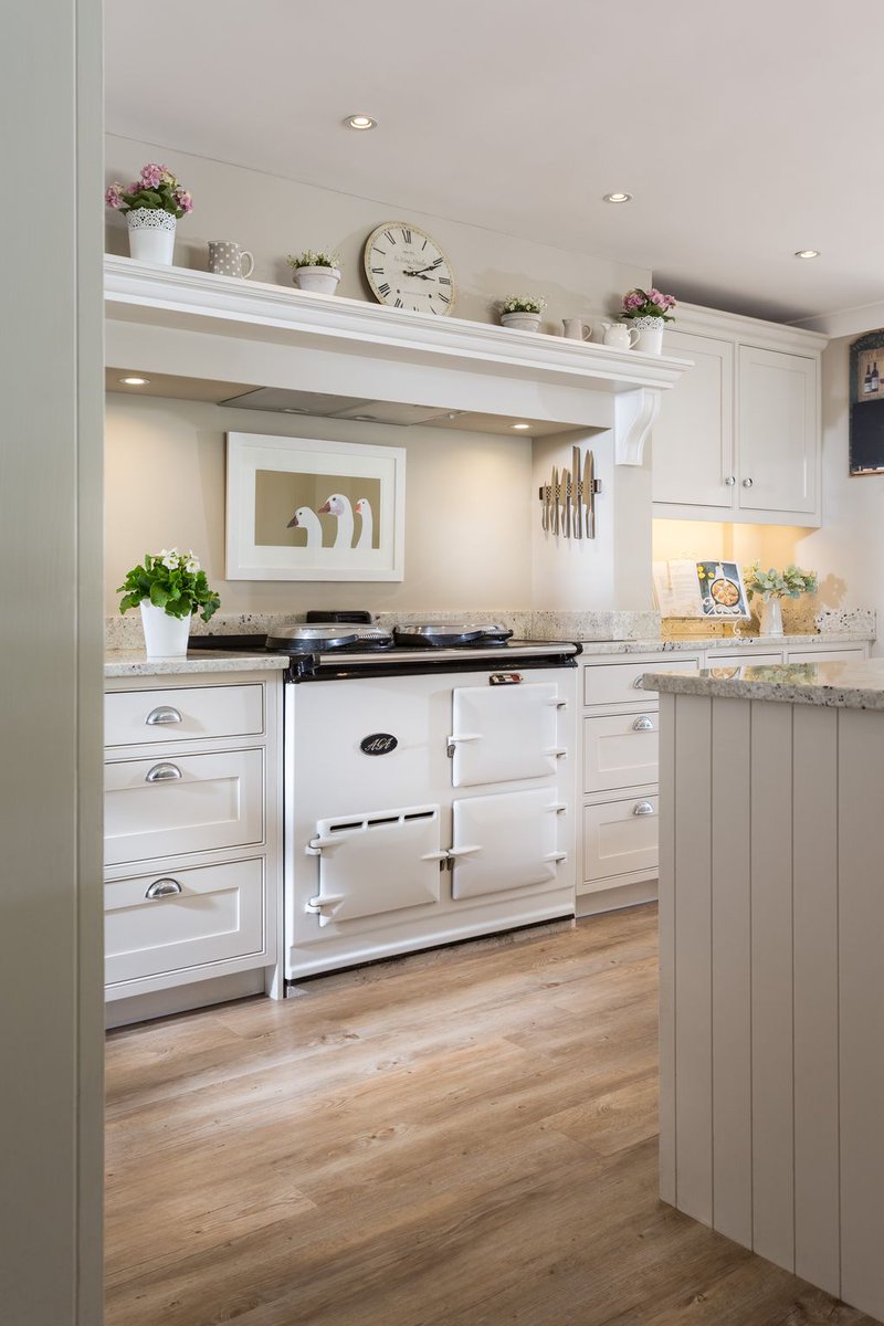 treyonekitchens's tweet photo. Another lovely kitchen installed by the brilliant team here at Treyone, we love how this one stayed so light and airy!
To read more about this project please follow the link below.
https://t.co/cad0ga8LJH
#kitchensdevon #kitchenscornwall #handmadekitchens #bespokekitchens https://t.co/ugLtG2Vqyp