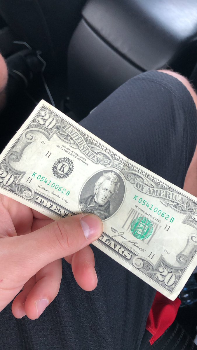 BodyByBourbon's tweet photo. Yo S/O @MGMGrand for the fake $20 I got last night from the Cashier. Probably should check the other bills https://t.co/1lDYKZ6I3z