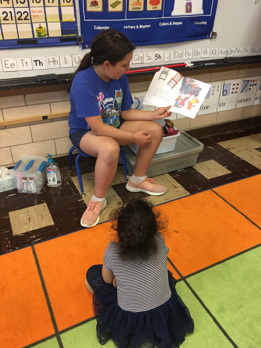 JPS_RingES's tweet photo. Ms. Sardi’s fourth graders read ing to Mrs. Anderson’s preschool class! Truly heartwarming!!! https://t.co/GrOtguDItH