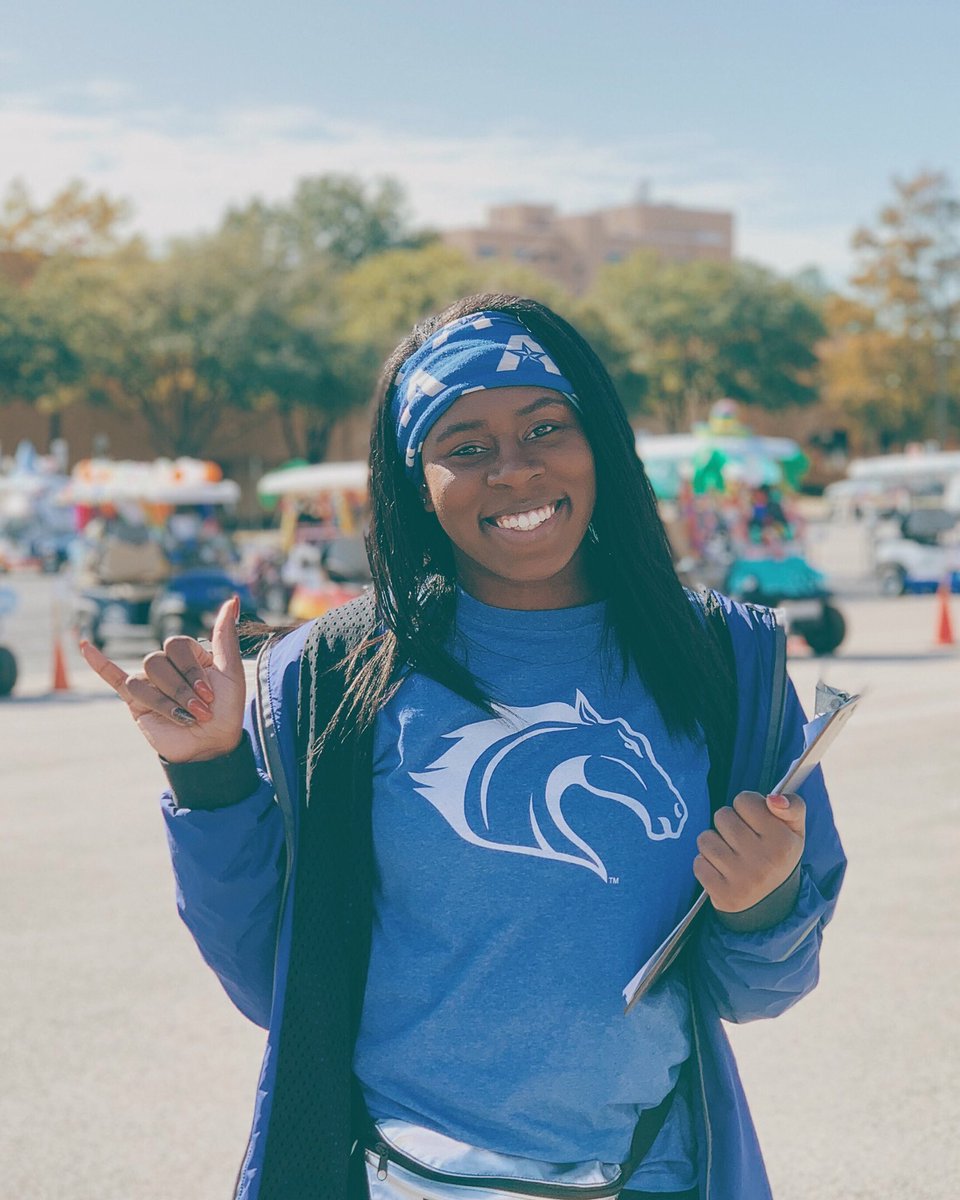 UTAOrientation's tweet photo. Everyone, meet Isata—you’ll get to learn more about your camp staff all summer! Isata Sheriff is one of our Maventure Camp Coordinators, and she’s back for a second year on the camp staff. She’s a Junior Kinesiology major and a proud Maverick!
•
#maventure #uta #mavericks 🤙💙 https://t.co/Mw3MwHpyeh