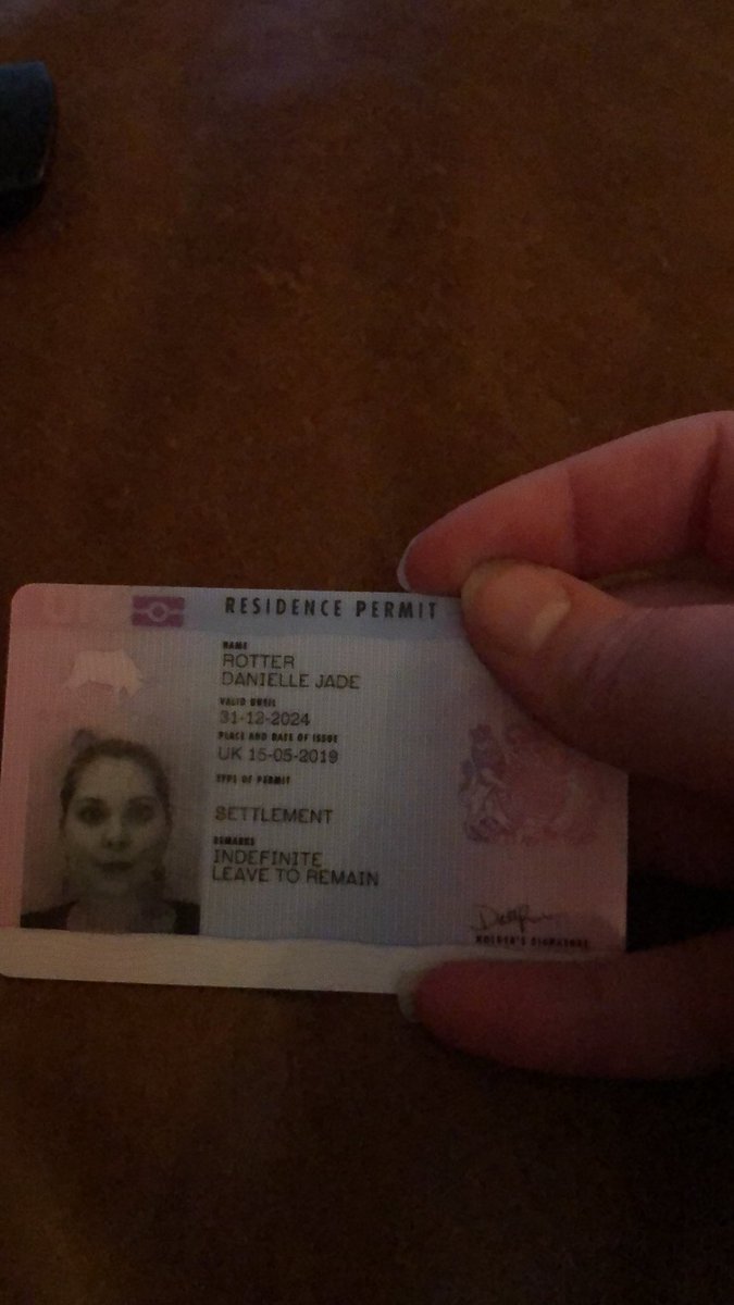 DaniRBond's tweet photo. 🎉 I have indefinite leave to remain!! So happy! https://t.co/6gyQLpjXyZ