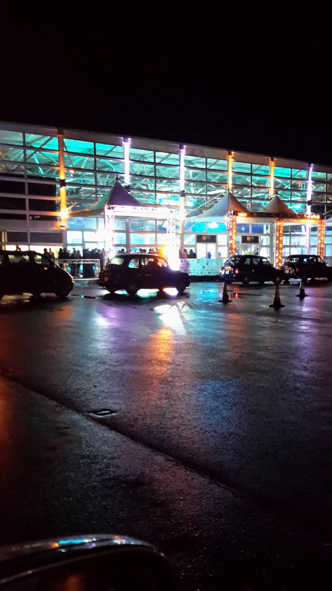 TheStigTaxi's tweet photo. Have an Amazing ☞ #SABREAwardsEMEA
https://t.co/O4UeQYk2sR

Always use a ☛ #Blackcab #eventprofs
Taxi-Rank outside ☞ .@BatterseaEvo https://t.co/HS3oVvGoVF