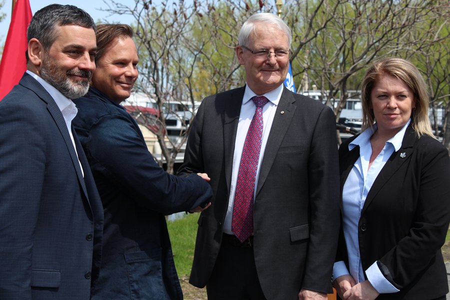 quebecyachting's tweet photo. Le ministre @MarcGarneau annonce une aide financière à des organismes qui font la promotion de pratiques nautiques sécuritaires.  https://t.co/rnXnGYWAYe @NautismeQc #sécuriténautique #bateau #plaisance https://t.co/RvdYtn3wmO