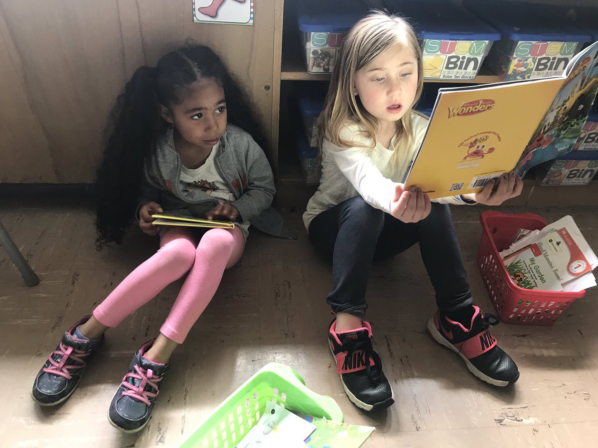 GruenznerMrs's tweet photo. Read with a buddy today! https://t.co/zTZQggSmo0