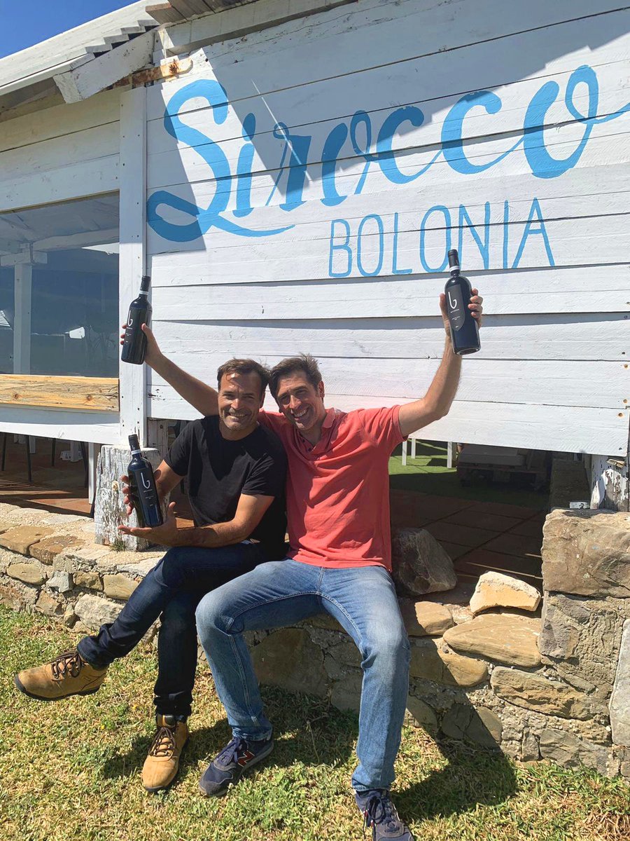 Dicen que el placer en el trabajo lleva al éxito...
...Pues trabajar en lugares como #SiroccoBolonia es de lo más placentero.
Muchísimas gracias Abel!