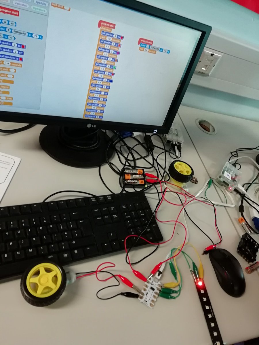 CraftyComputing's tweet image. Lots of practical making and programming going on in Year 9 #computerscience at @TheBlythAcademy today. We have been learning how to program the @RedfernElec #crumblecontroller and use the motors and lights to make different moving objects.