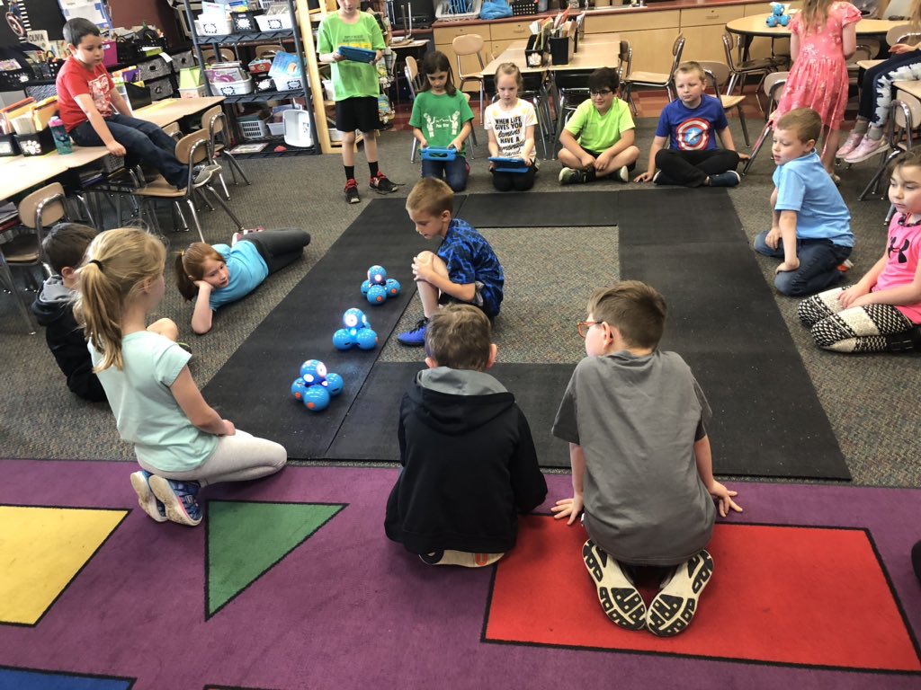 B_Scofinsky's tweet photo. We enjoyed some robot challenges today in between our COSI activities. Our new robot race track was a big hit! https://t.co/uwSKF7Bhr4