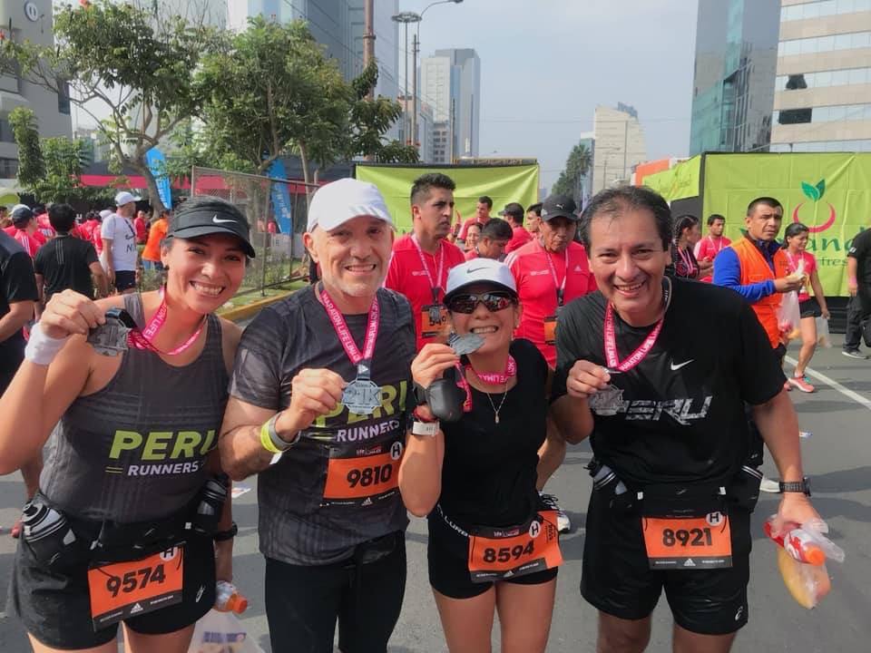 PeruRunners's tweet photo. ¡Felicitamos a nuestros #PeruRunners que participaron en la @Lima42k !, quienes entrenaron duro y parejo para este gran día #KeepOnRunning 🤙🏽🇵🇪🎉 https://t.co/7kaN5LO5fv