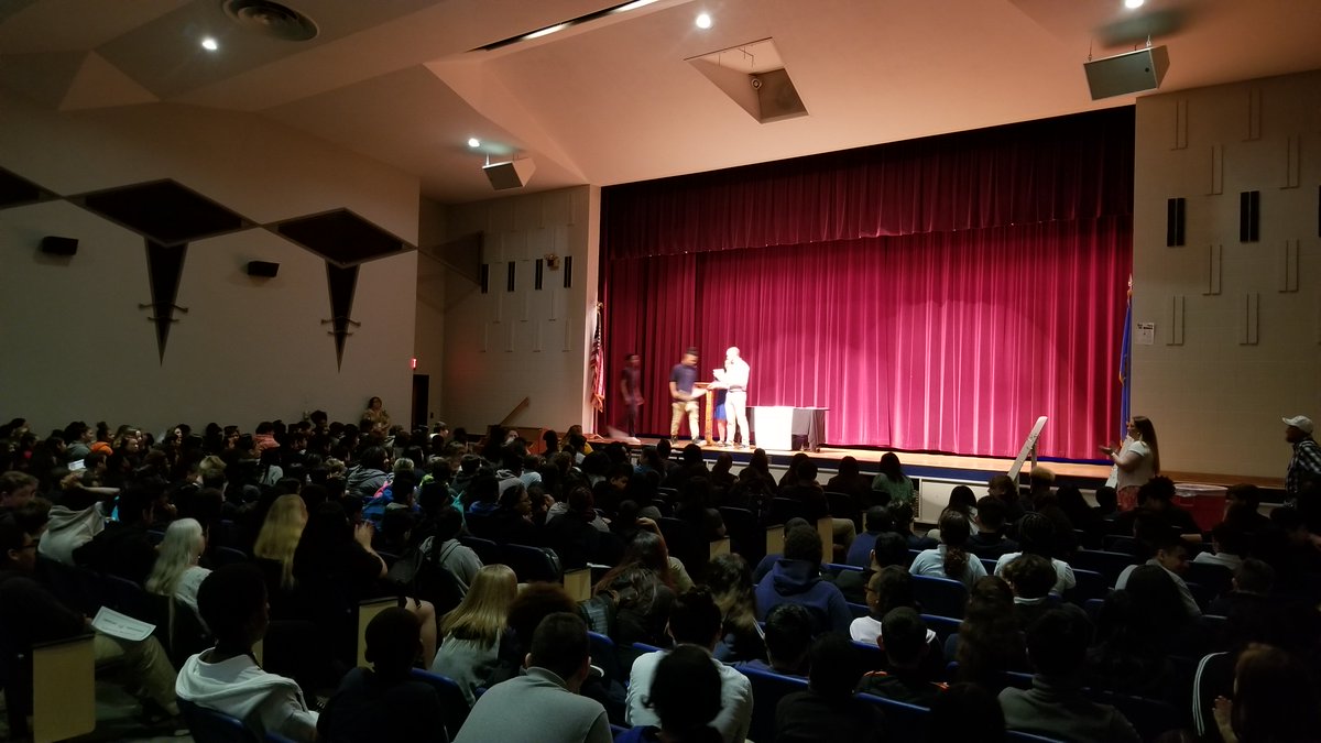 We had so many outstanding 7th grade #JrRangers recognized this morning, I'm surprised we're not still going!  Well done, 7th grade.  We have high expectations and hopes for you in 8th grade next year!
<a href="/TheOppTulsa/">Opp Project LLC</a> <a href="/YouthAtHeartOK/">Youth At Heart</a>