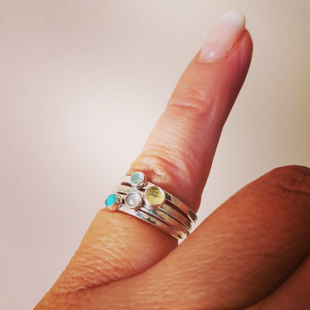 Lillyalexandra3's tweet image. #handmadehour #journorequest #Sterlingsilver #TrendingNow #birthdaygirl #gemstones #Nottingham #turquoise #family