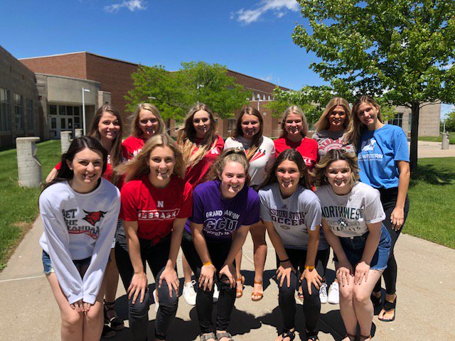 We've spent all year creating the 2019 Prowler, but it's the memories not found on those 428 pages that I'll miss the most. You've made me laugh, you've made me proud, you've made me better. Thanks for working so hard to write the history of MWHS. It's perfect. 📚📸💚🖤