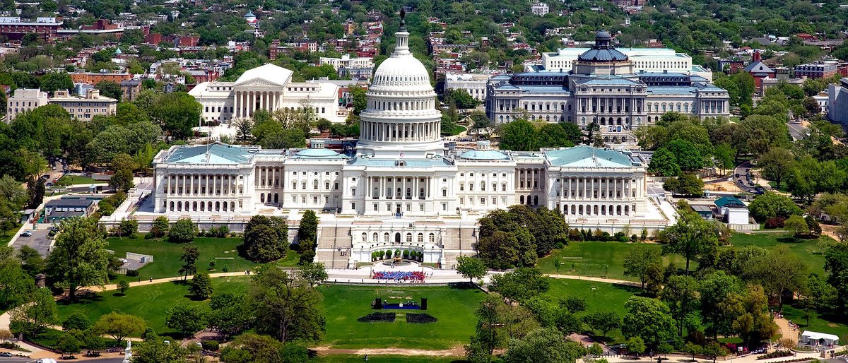 EPSRecycle's tweet photo. Insulation industry leaders are on Capitol Hill today to urge lawmakers support strong #EnergyEfficiency policies to combat climate change & to implement policies that support construction of resilient & energy-efficient homes and buildings. #polystyrene #Insulate4 Efficiency https://t.co/mI6PDRjuzA