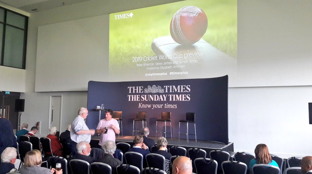 Interesting evening of cricket chat at the @MyTimesPlus event at Old Trafford tonight. Great to hear @Athersmike, @legsidelizzy, @sjamesjourno and @swildecricket discuss the World Cup and Ashes. It really does feel a pivotal year for the sport.