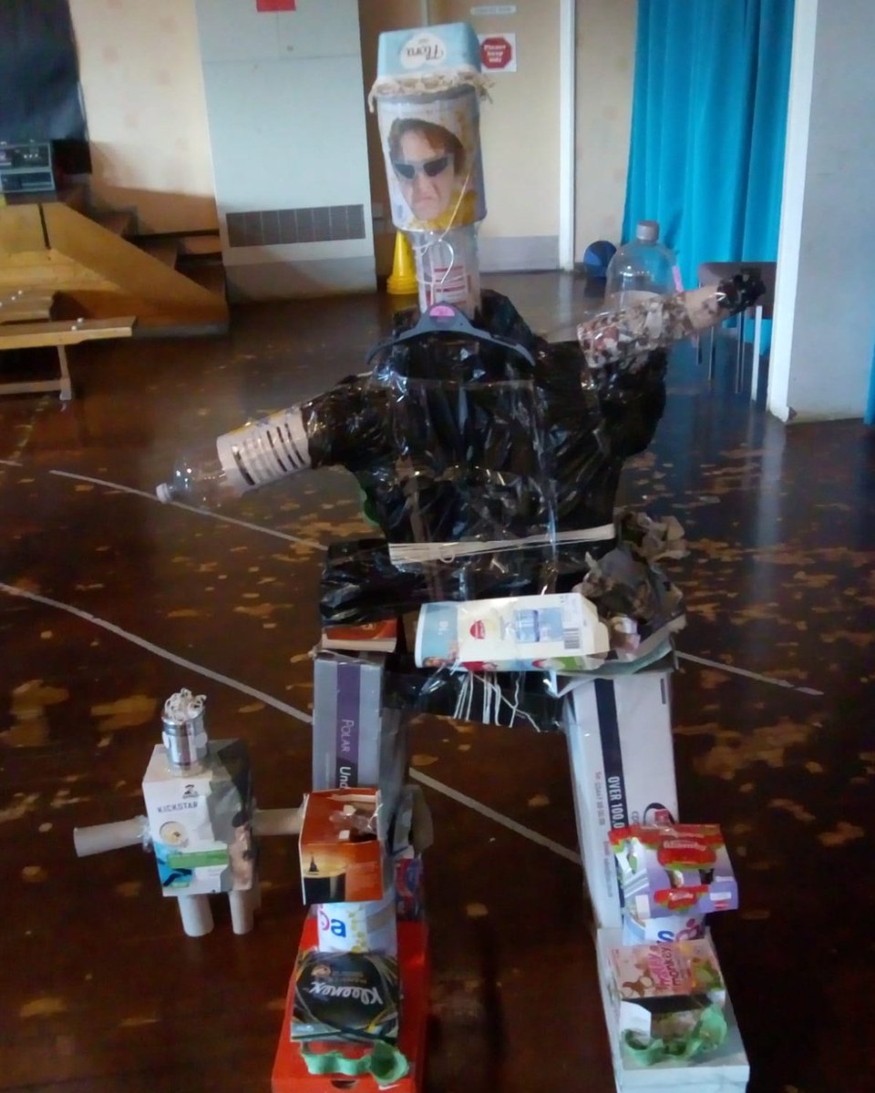 5thKirkyGuides's tweet photo. We did the unit meeting activity called "Build a Beast" - the girls were very enthusiastic about what they were doing.
One beast was dedicated to @LewisCapaldi who we are looking forward to seeing at #TartanGig2019 
@GirlguidingScot @GGDun_Shire @girlguiding https://t.co/ZLyRauQEaj