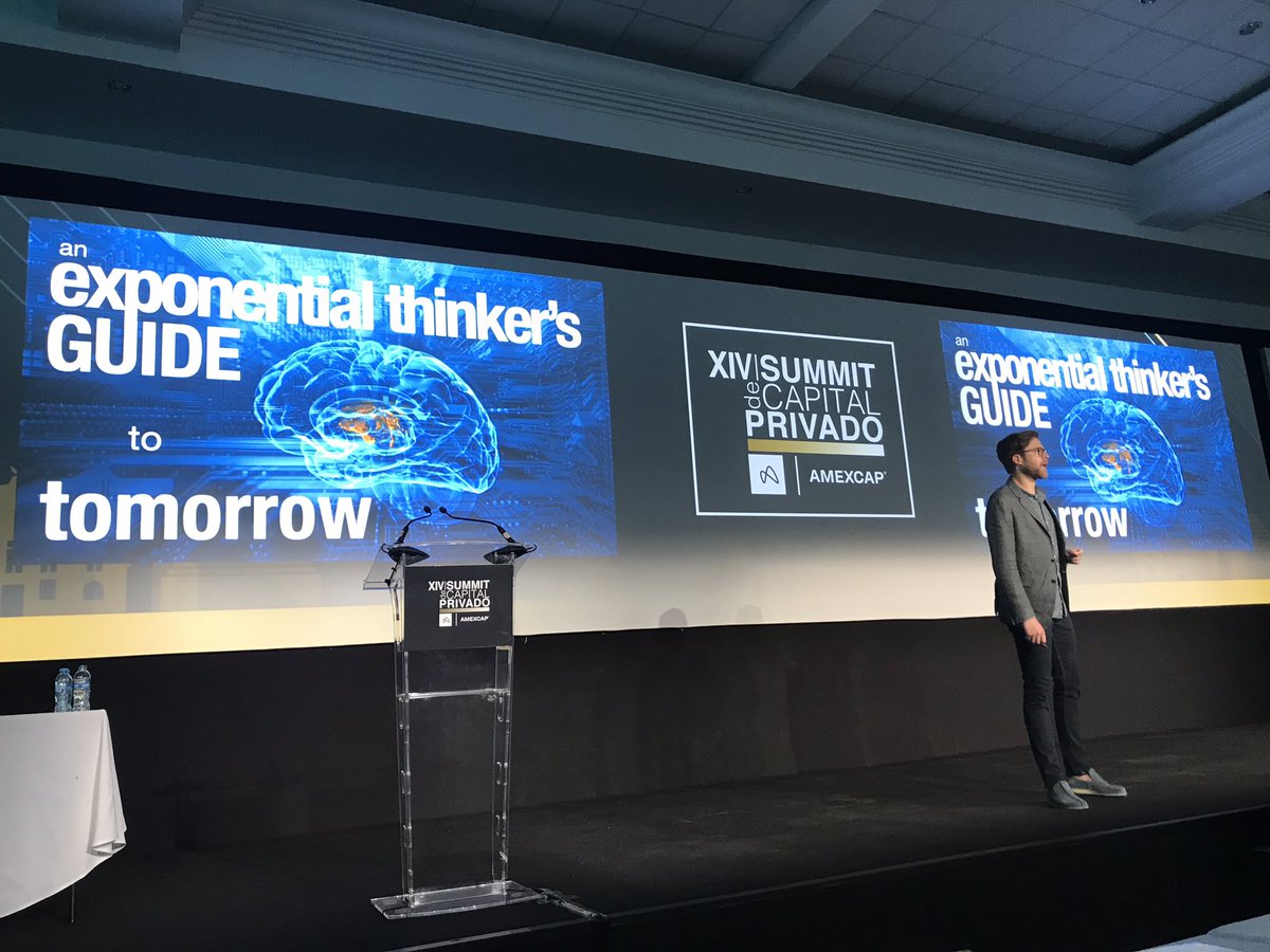 GabrielCortina2's tweet image. Escuchando a Jeffrey Rogers de Singularity University en el XIV Summit de AMEXCAP hablando sobre crecimiento exponencial #WeScaleStartups