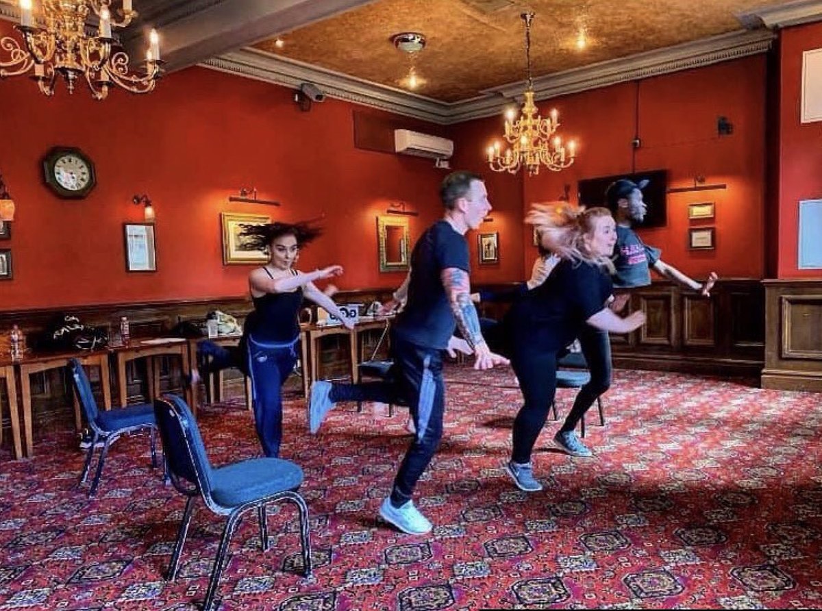 I mean, look at this little smasher of a photo from last week’s rehearsal... if you’re coming to see the show, be forewarned there will be DANCING 🕺💃🏽 
📸 by the lovely Sophie Chandler.