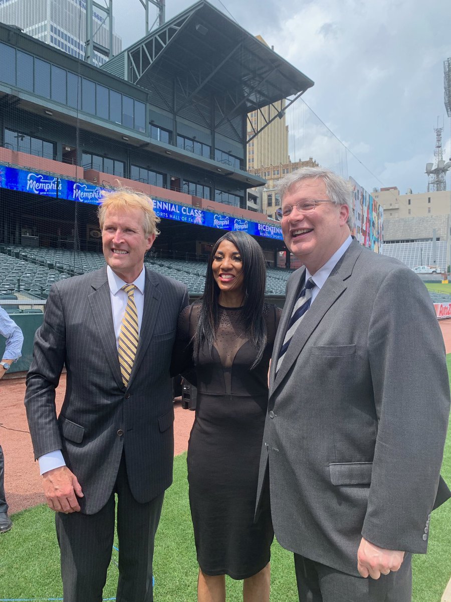 JStrick901's tweet photo. Had a great time at the announcement of the 2019 Bicentennial Class of the Memphis Sports Hall of Fame. Thanks to @MemphisTravel for organizing. Congrats to all the inductees! https://t.co/YUGhAAnaI5
