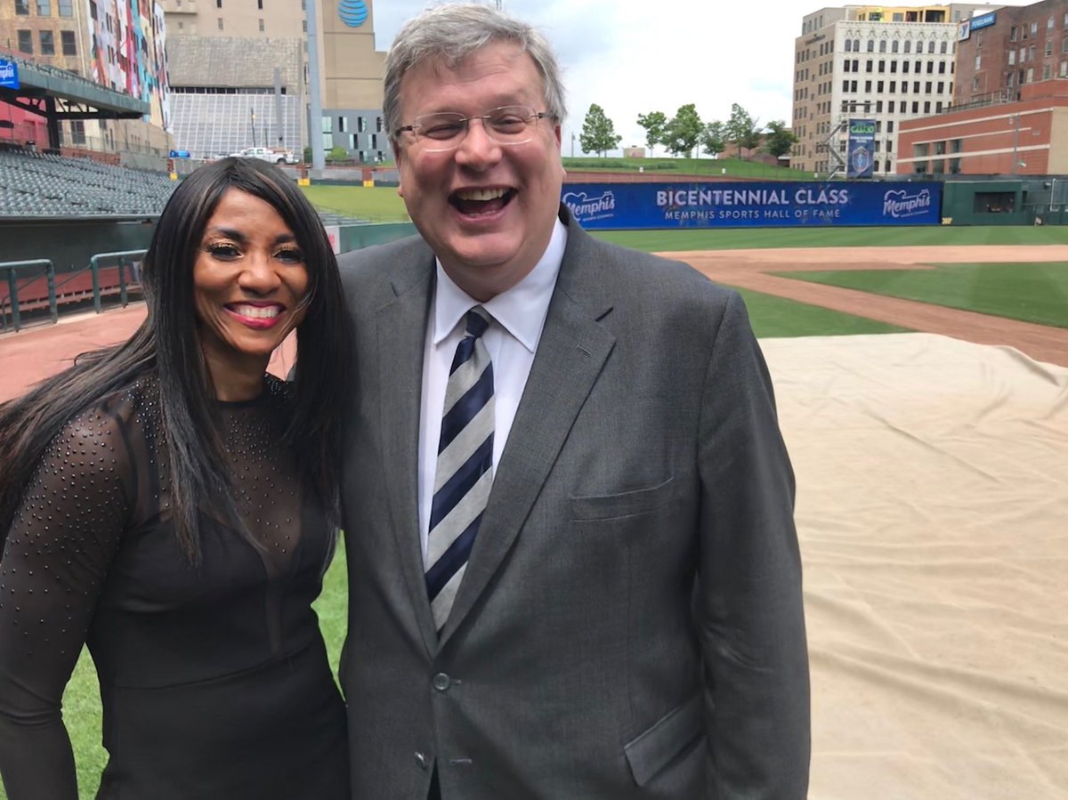 JStrick901's tweet photo. Had a great time at the announcement of the 2019 Bicentennial Class of the Memphis Sports Hall of Fame. Thanks to @MemphisTravel for organizing. Congrats to all the inductees! https://t.co/YUGhAAnaI5