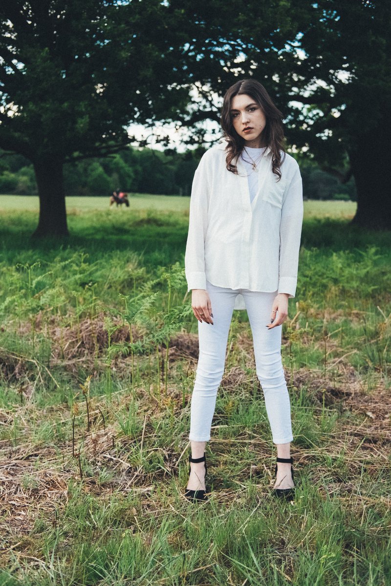lewisbakerphoto's tweet photo. A few shots from my shoot last night with Georgia, fantastic model to work with! #portraitphotography #london #ukmodel #bmamodels #fashion #fashionphotography @BMA_Models @BritishVogue https://t.co/8f4iDno64o