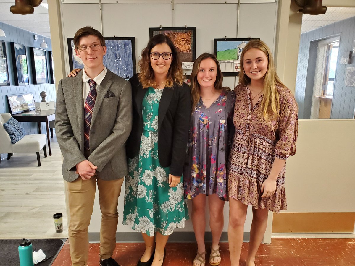 Gallo_wths's tweet photo. So proud of Taylor, Meghan and Jayden for their presentation on the final Capstone project in GIS. They created a product that solves a real problem! #GISatWTHS #1stGraduatingClass https://t.co/yXvaTThQYV