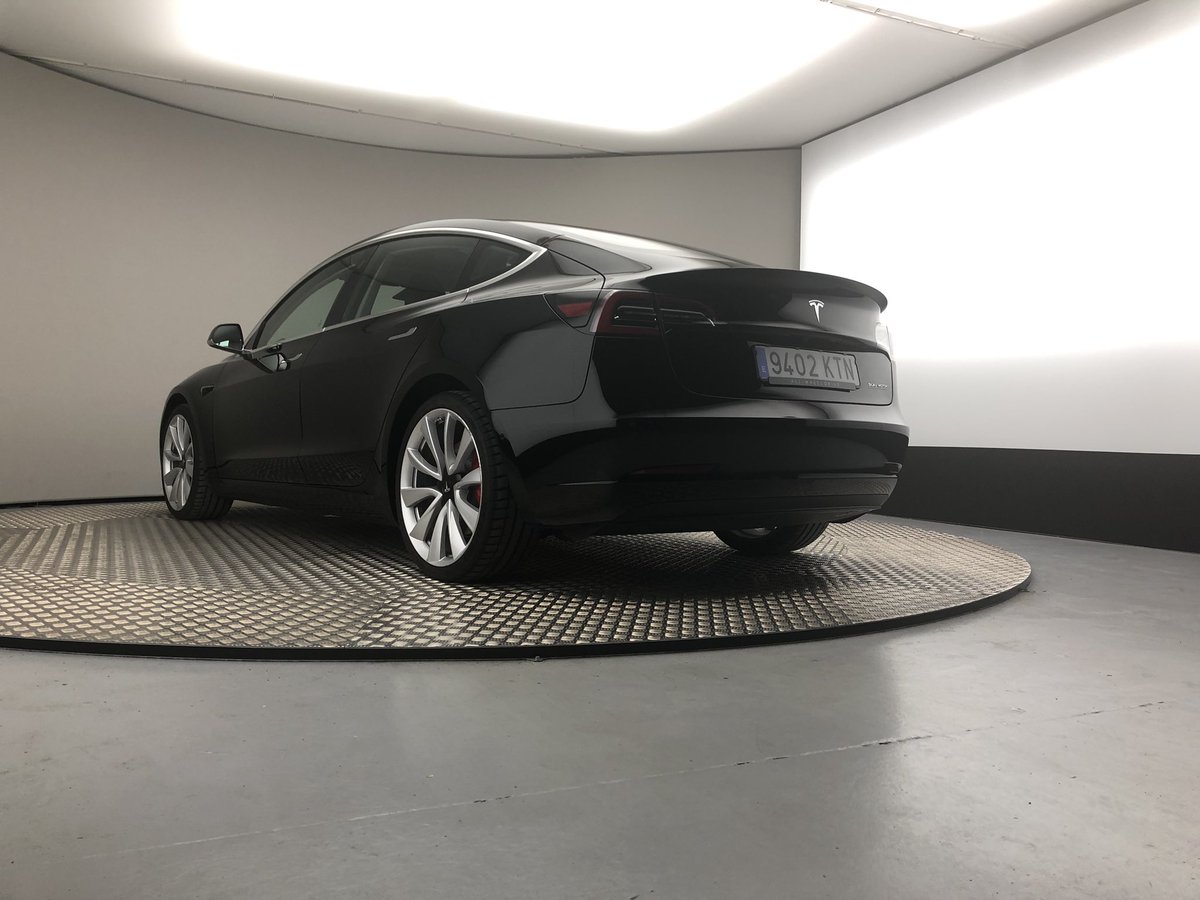 dribe_'s tweet image. DE OTRO PLANETA. 
#tesla #teslamodel3 #teslamodel3performance