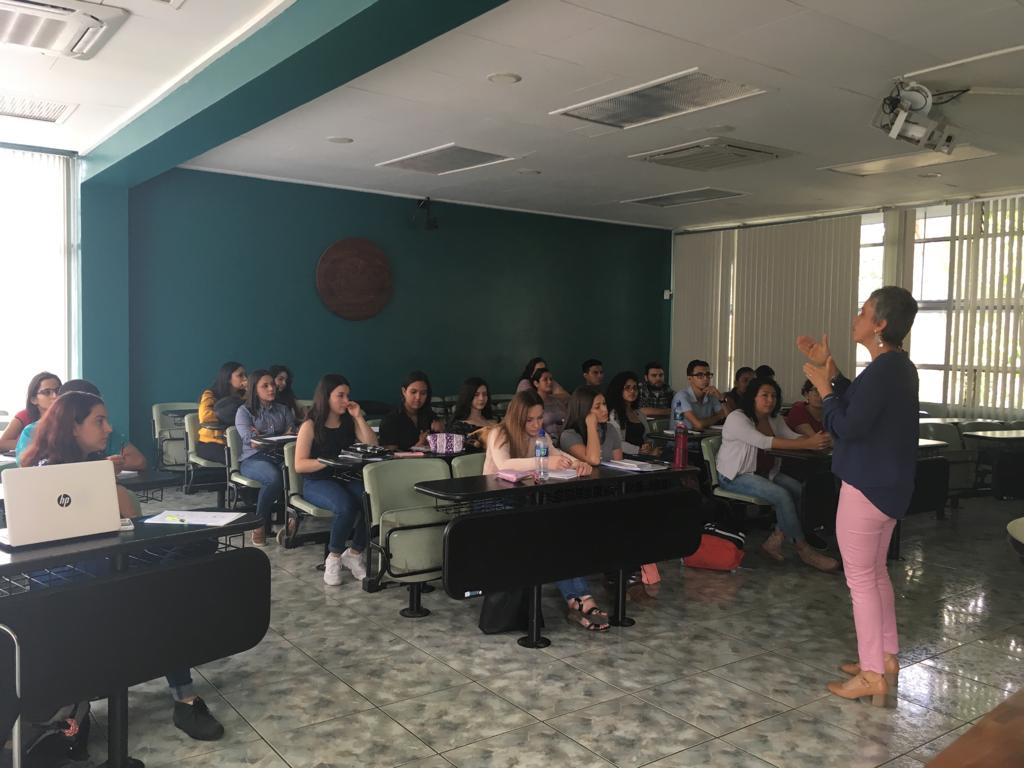 GANCostaRica's tweet photo. El día de ayer estuvimos en el primer taller sobre inserción laboral para estudiantes. 

Agradecemos a la Escuela de la Administración Pública, además de las invitadas Floribeth Amador del CASE de Ciencias Sociales y a Diana Aragón, de parte de Belcorp por sus aportes. https://t.co/AWCrwMkY0z