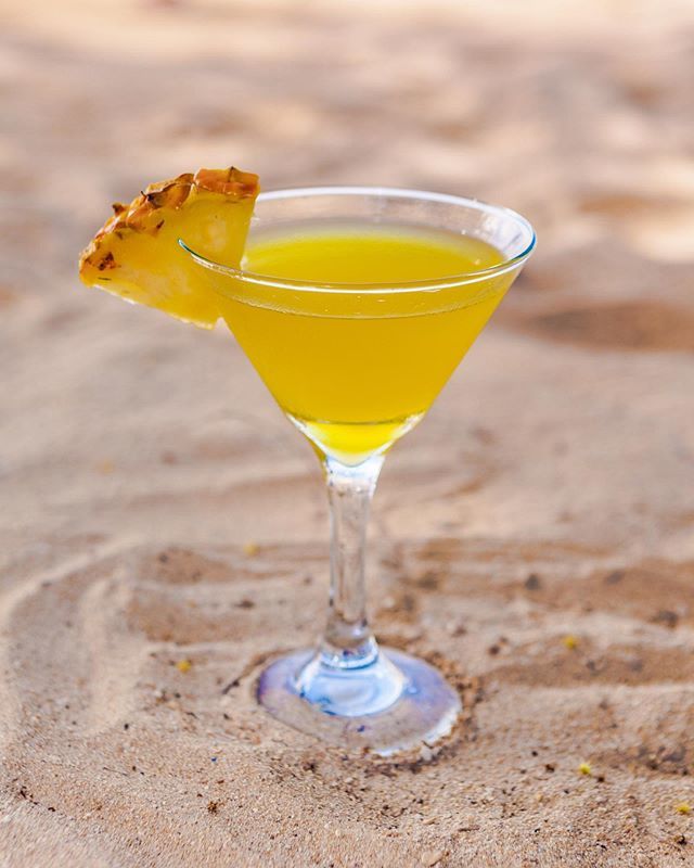 HedonismJamaica's tweet photo. Cure your hump day blues with one of our signature cocktails like our extra rummy Yellow Bird! Recipe on our blog (link in bio!) #hedonism2 https://t.co/7jT5DZpRIO https://t.co/oBx7luHJtV