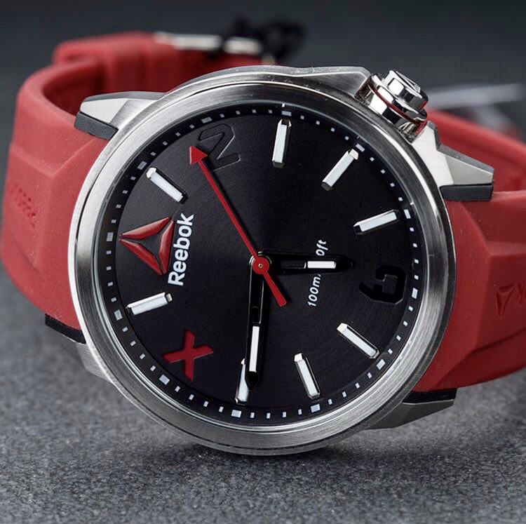 topbrandscl's tweet photo. 🔝Nunca des menos del 100% en tu día a día >> #Reebok FLASHLINE. #Strong #ReebokWatches 🏋️‍♀️💪🏻

Modelo: Rd-fla-g2-s1ib-br https://t.co/mEodXjrbxf